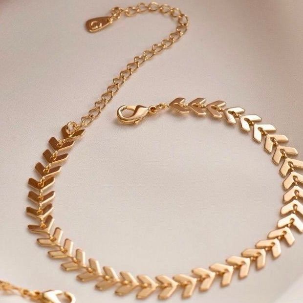 Golden Leaf Bracelet