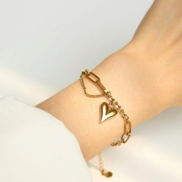 Gold Chain Bracelet with Heart Charm