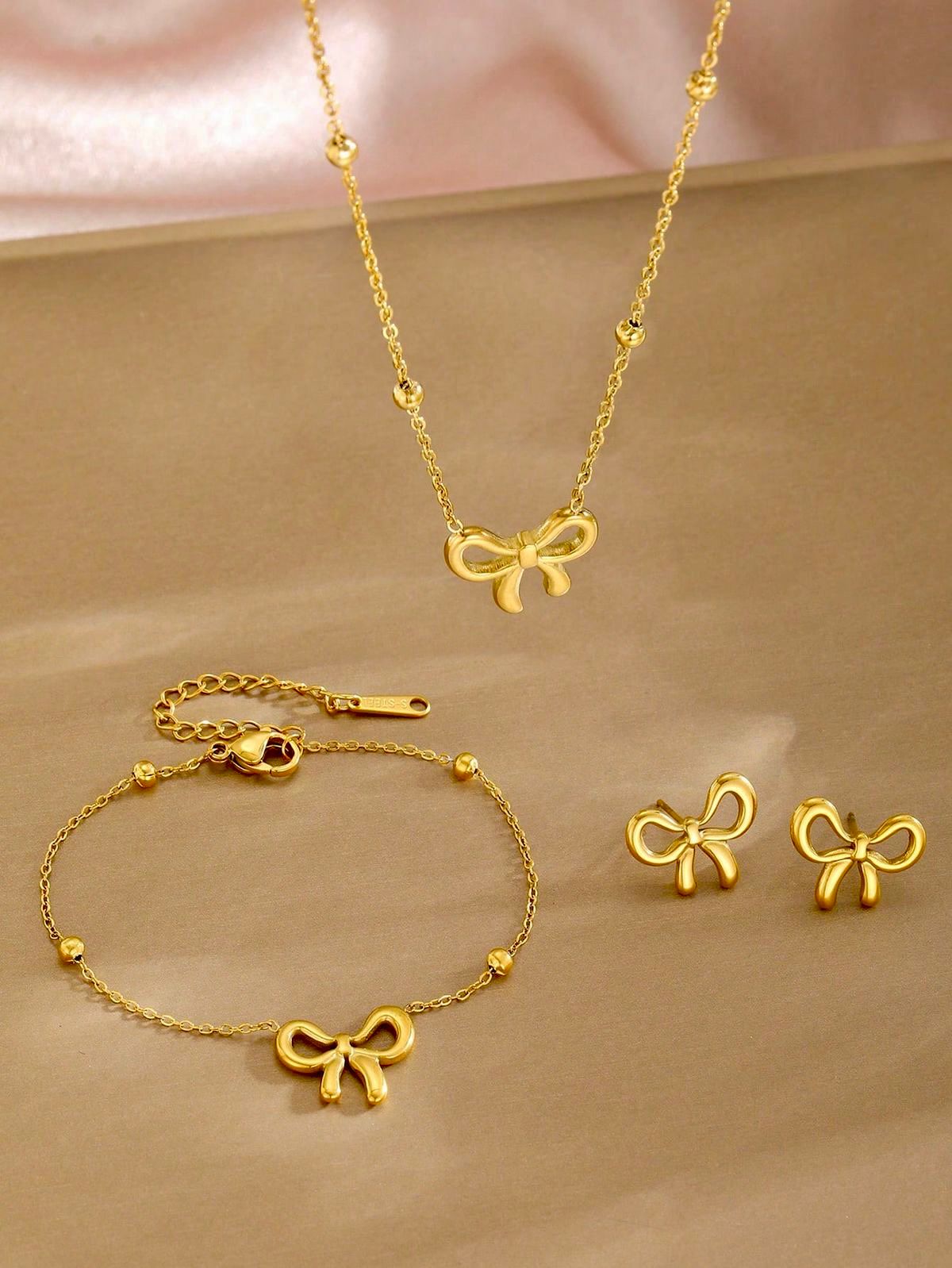 Bow Jewellery Set