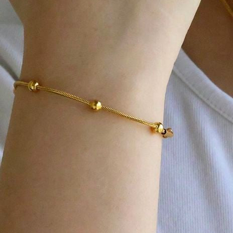 Delicate Gold Beaded Bracelet